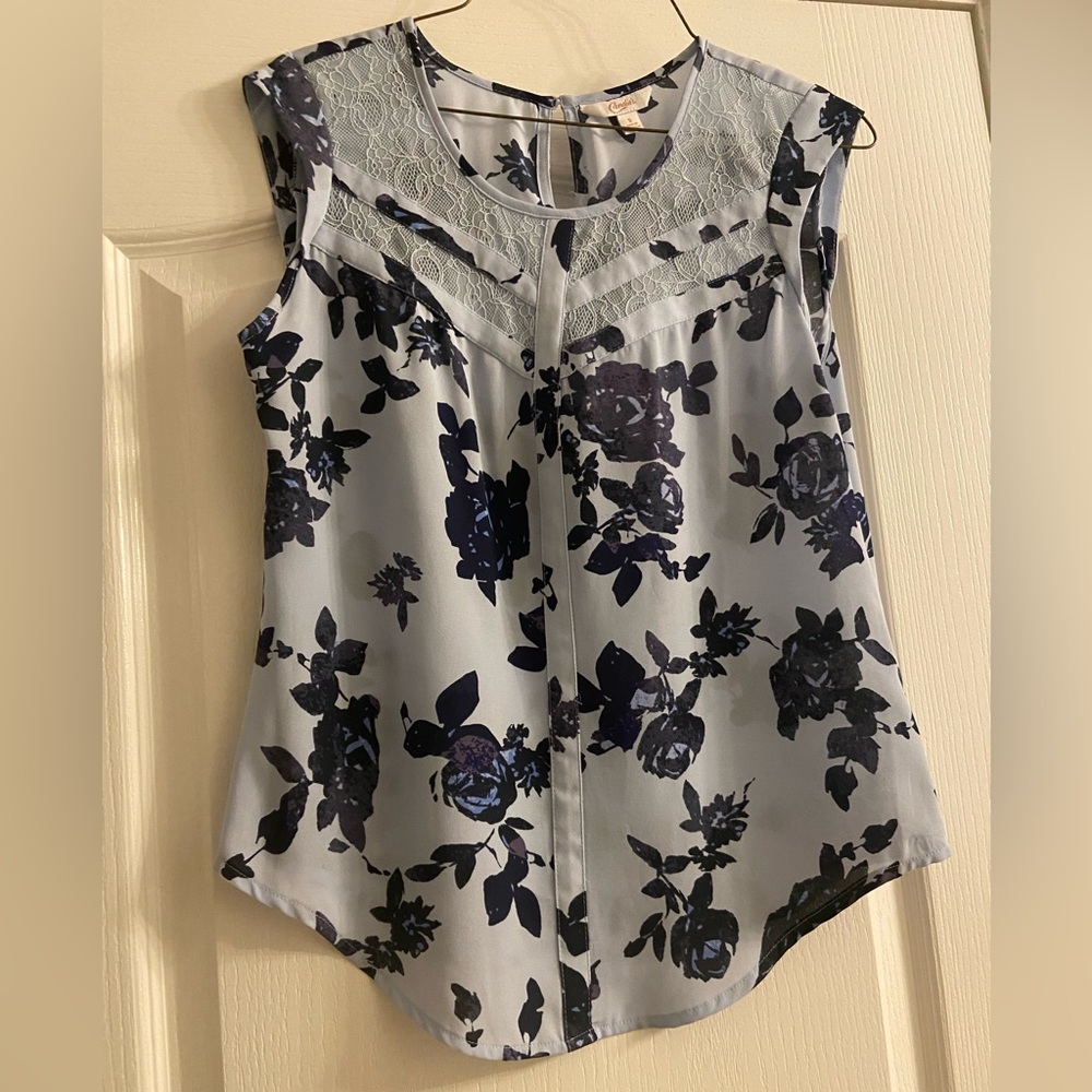 Juniors/ Women’s Blouse